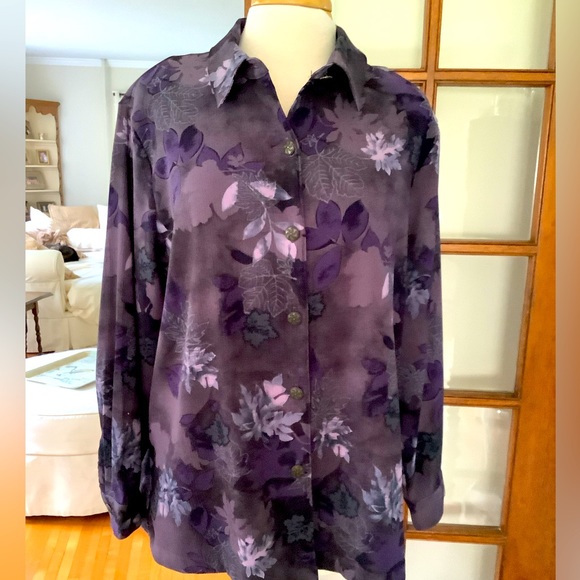 Drapers and Damon’s button-down collared gorgeous floral shirt - Picture 1 of 6